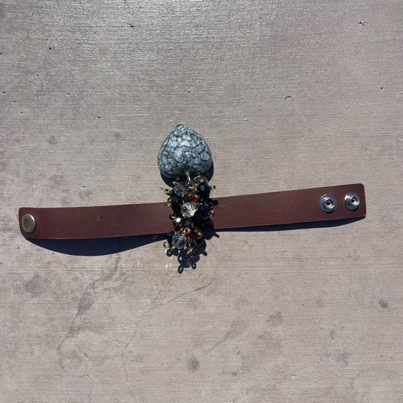 Beautiful heart shaped crystal bracelet - Picture 1 of 2